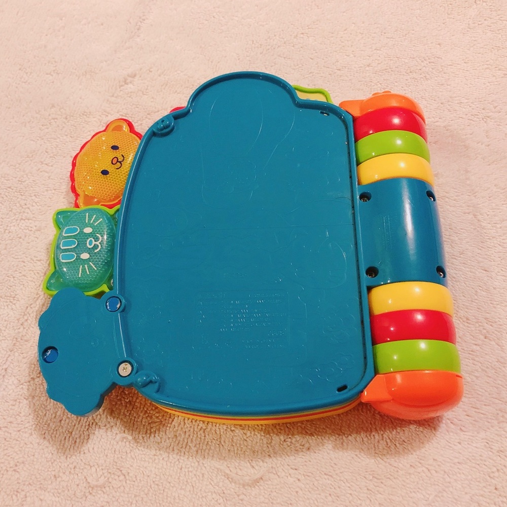 Vtech Rhyme & Discover Book - Picture 4 of 4